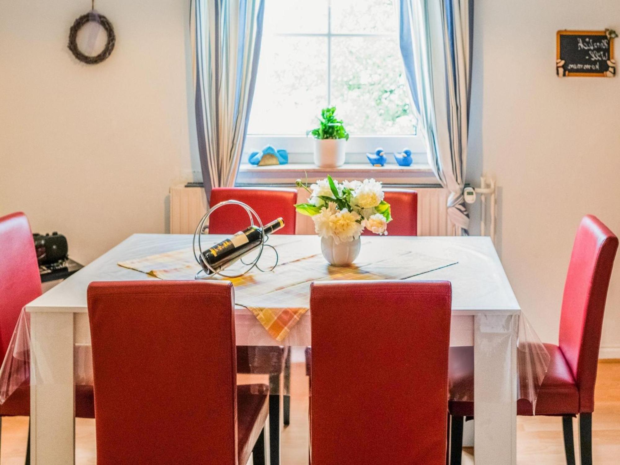 Luxurious Apartment In Medebach Near Public Pool Екстериор снимка